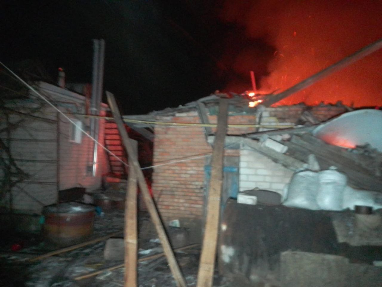 Війська РФ атакували два райони Дніпропетровщини: є пошкодження та постраждалі